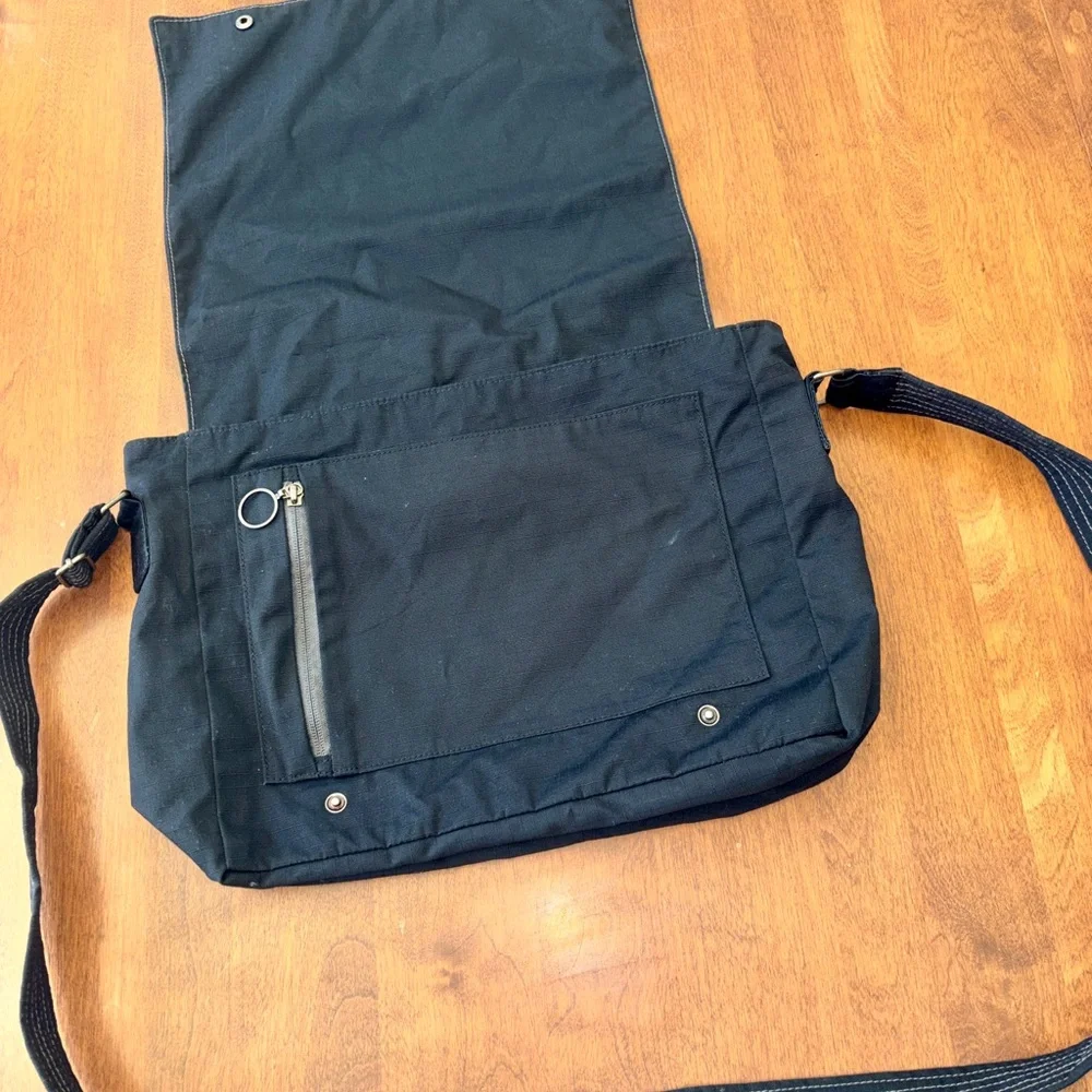 Columbia Live Work Play Messenger Bag